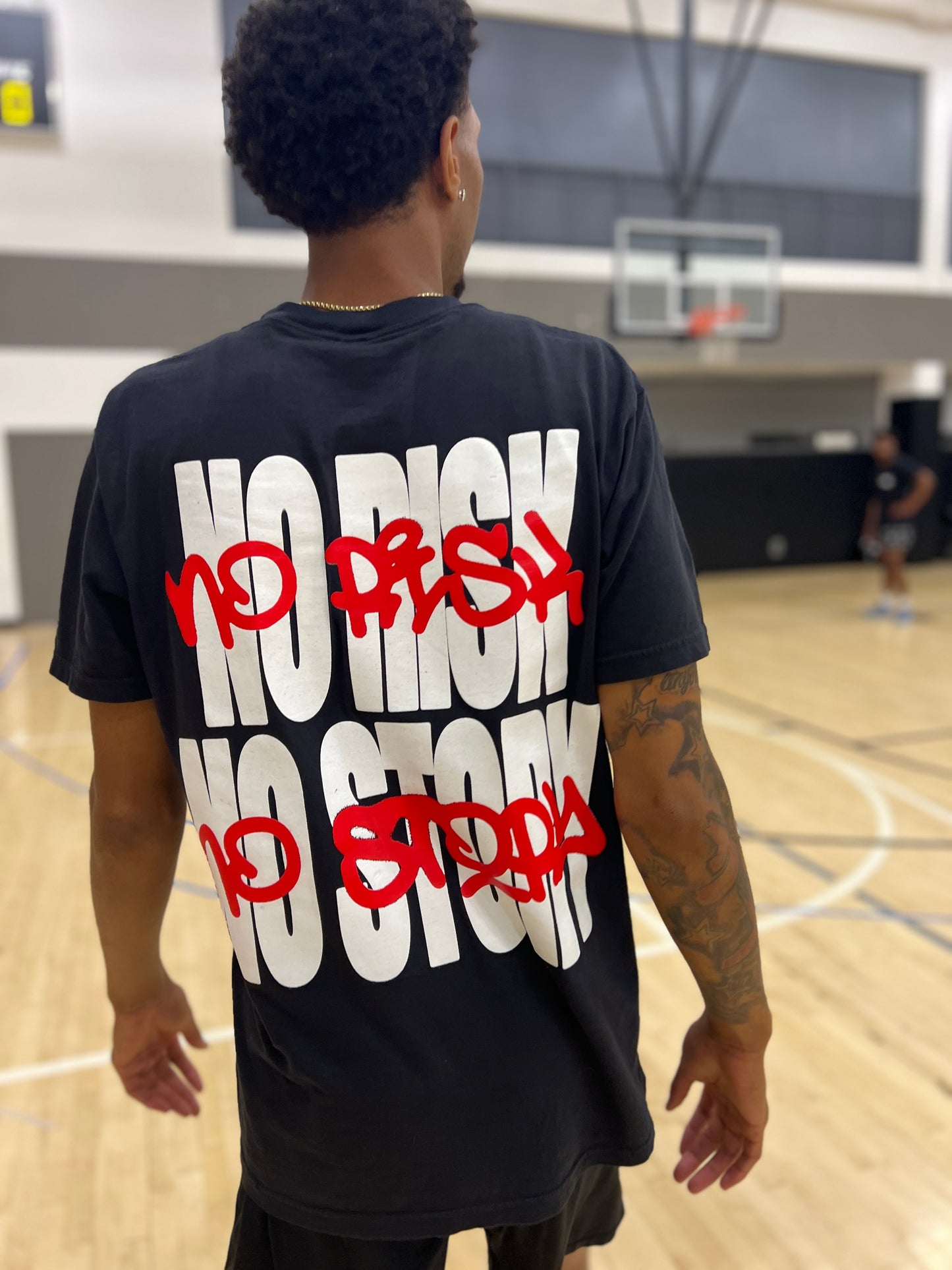 NO RISK NO STORY Heavy Weight Box Tee BLK